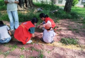 鹤山坡巾帼志愿队开展校园清洁行动：守护开学季，筑牢健康防线