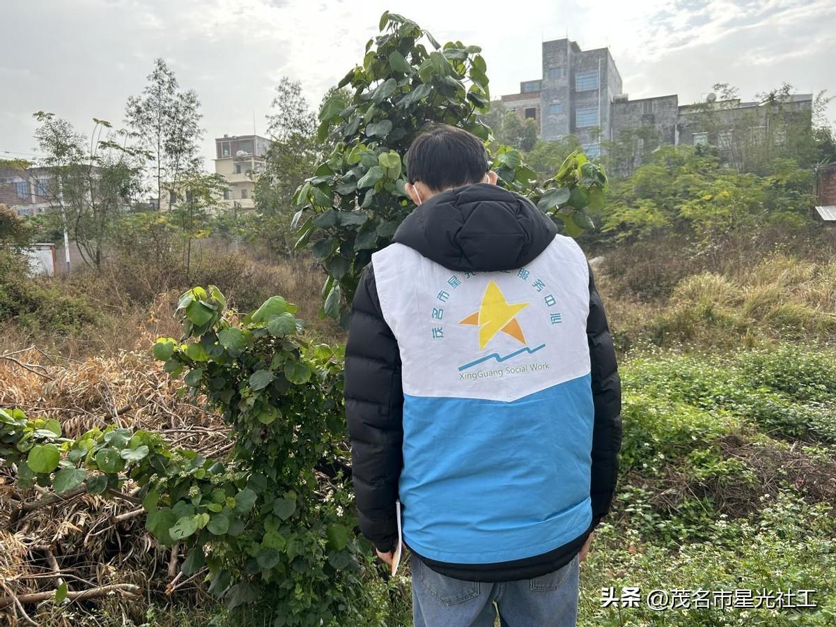 禁种铲毒走进张屋村委会-2.jpg