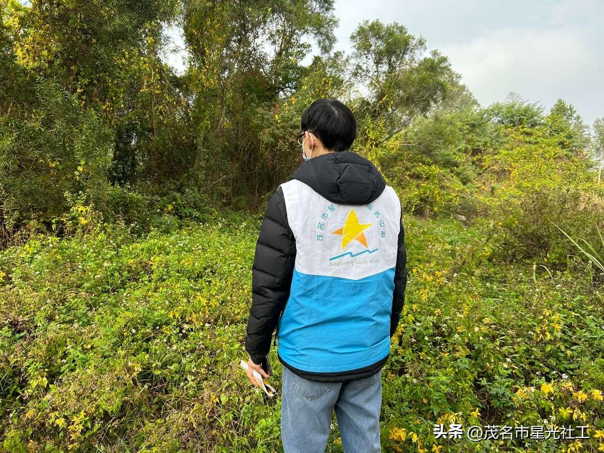 禁种铲毒走进张屋村委会-3.jpg