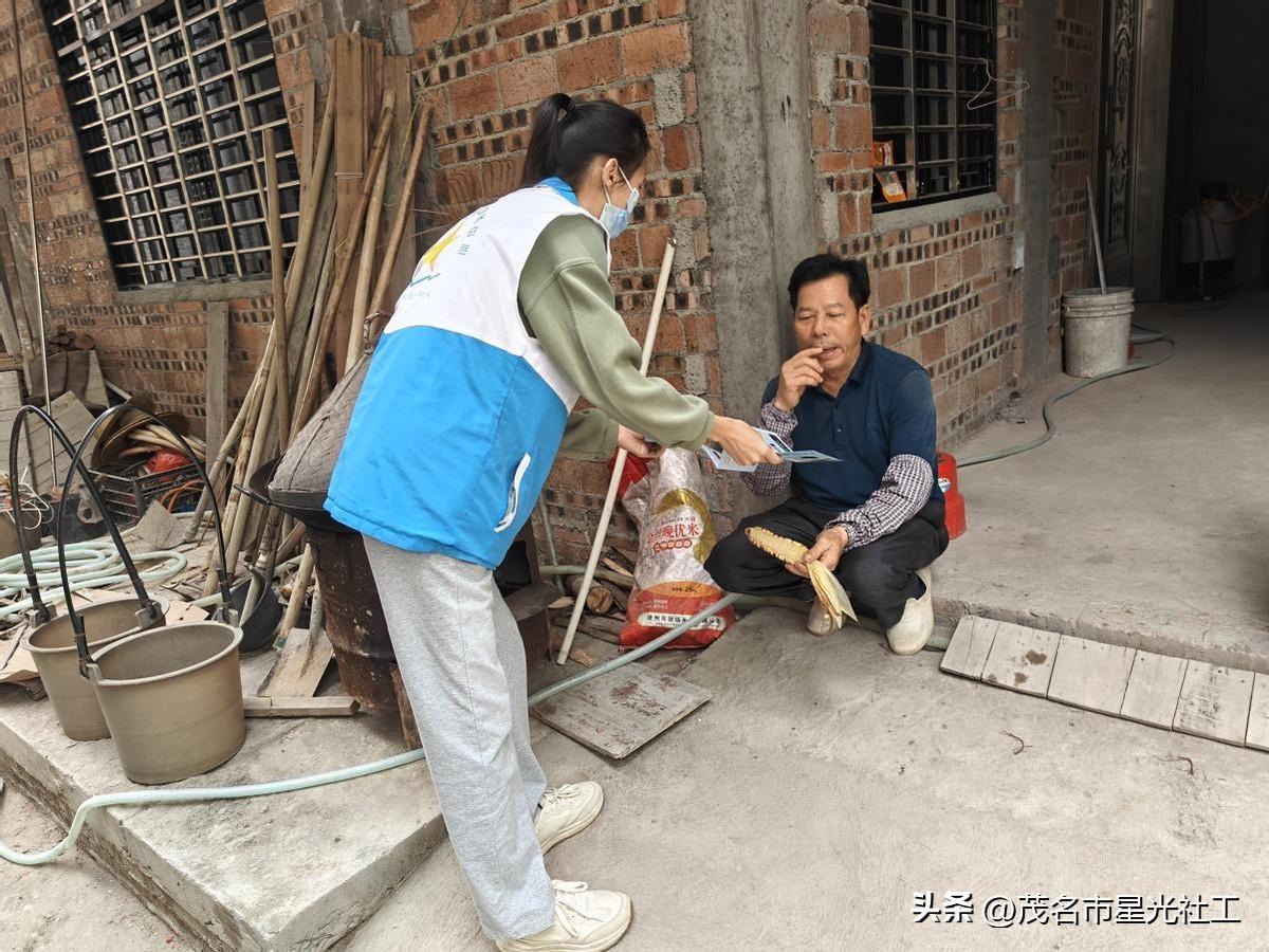 禁毒宣传走进农村-5.jpg
