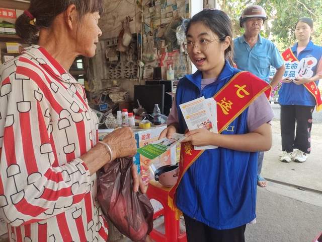禁毒宣传入乡，守护农村“无毒”净土-2.jpg