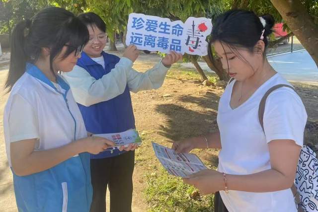 护航青春，守护成长－预防青少年违法犯罪宣传-4.jpg