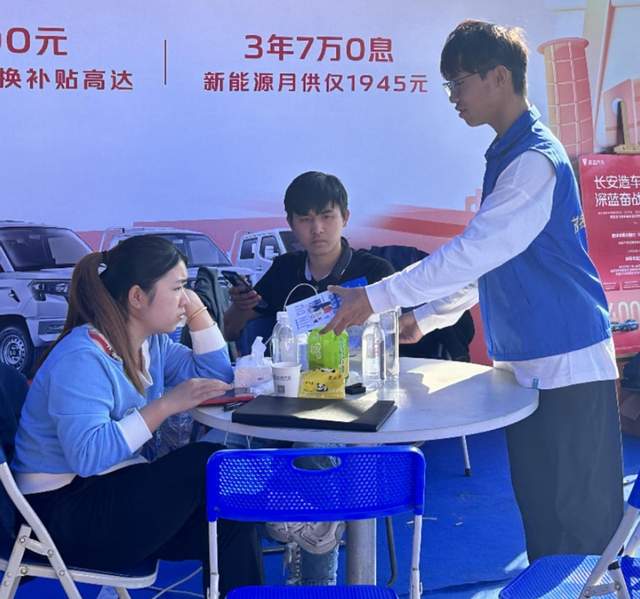 禁毒宣传入展，共享无毒社会-3.jpg