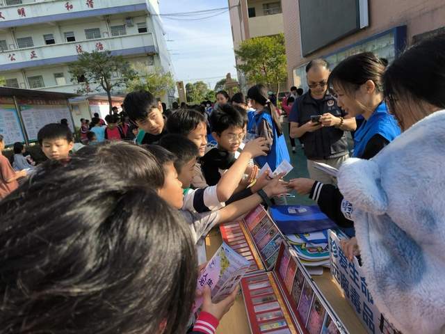 预防青少年犯罪 普及禁毒知识-7.jpg