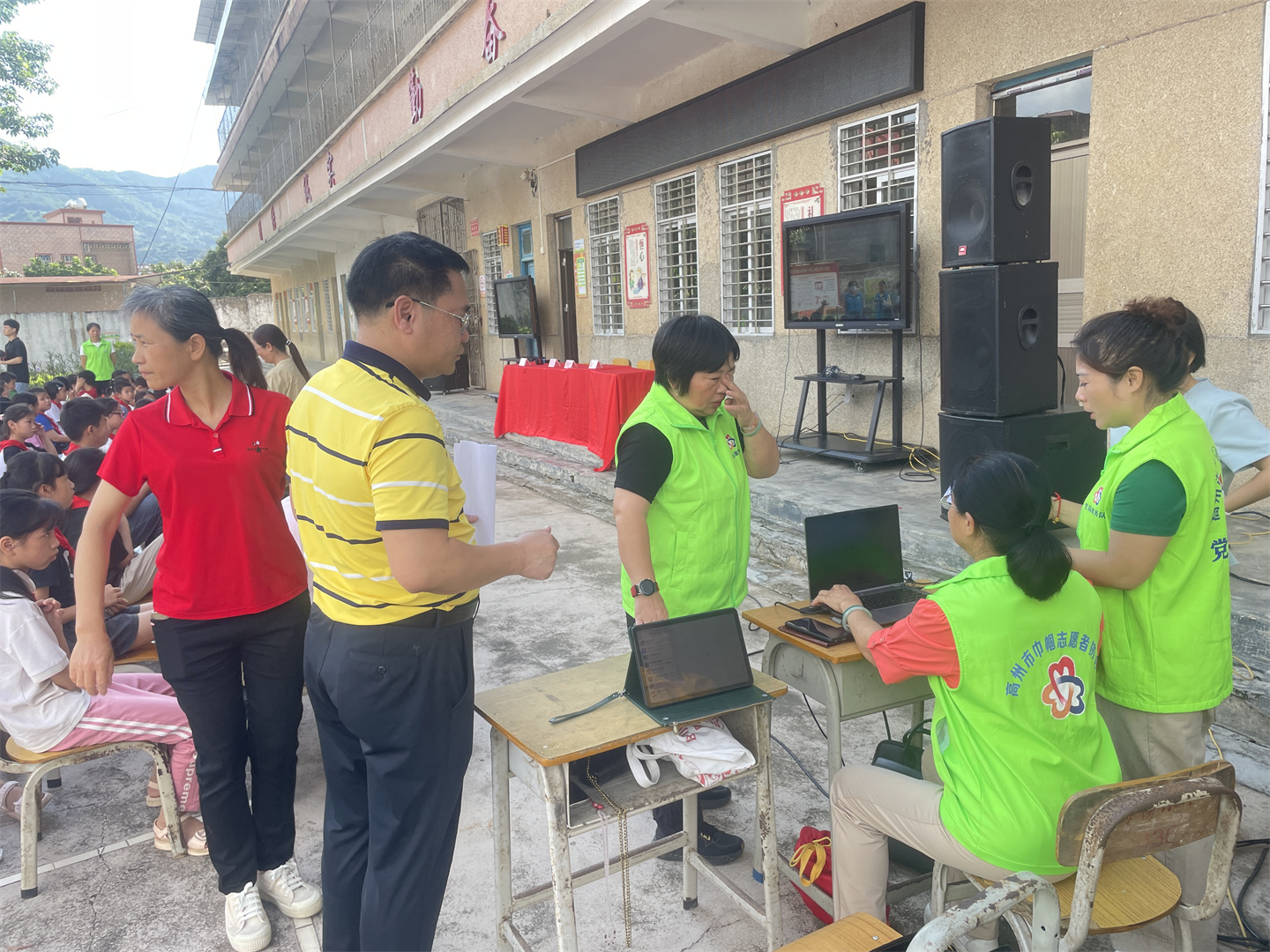 法伴成长护童心 家校共育筑和谐-2.jpg
