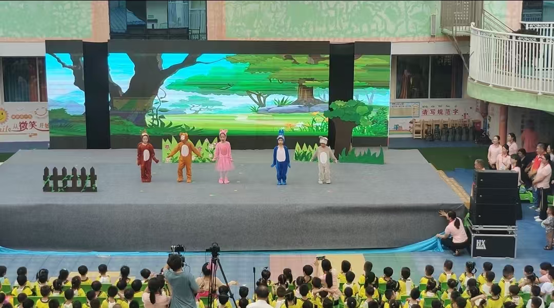 高州市巾帼志愿者协会朝阳艺术总队助力高州市第二幼儿园庆六一文艺展演-4.jpg