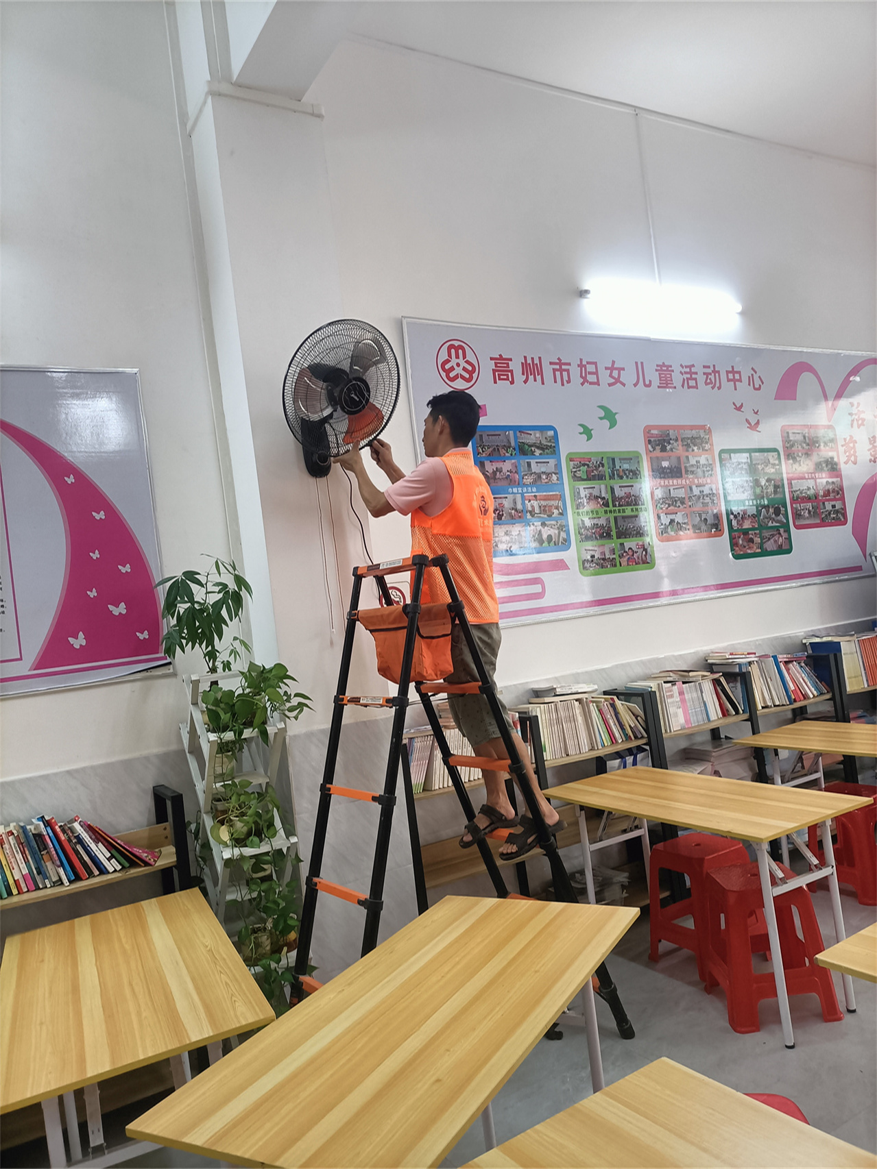 烈日下的爱心接力——朝阳艺术总队志愿者的惠民暖心记-8.jpg