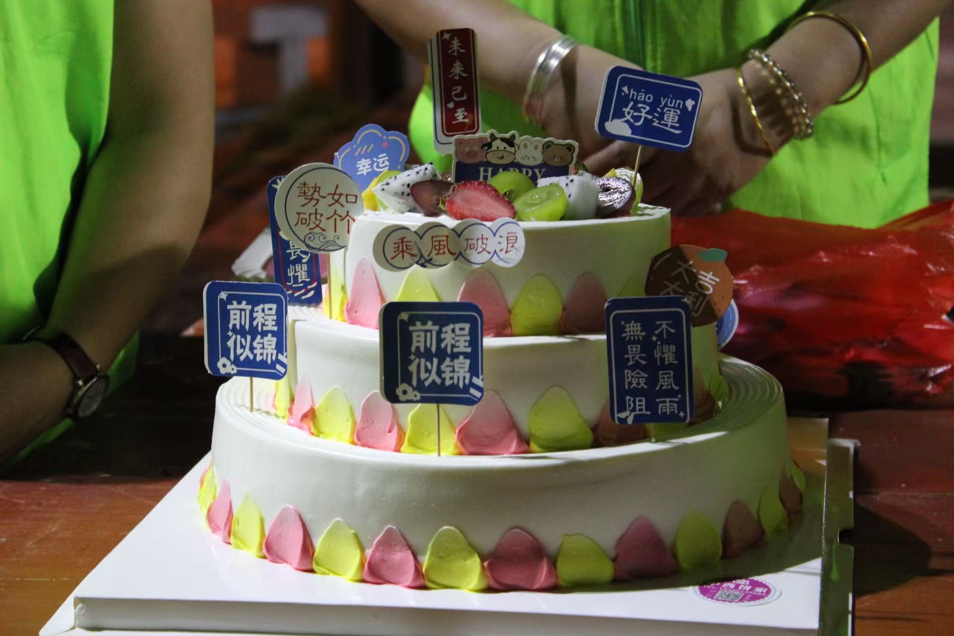 巾帼普法乡村行，守护青春不“缺席”——高州市妇联在长坡一中筑牢青春期安全防护网-17.jpg