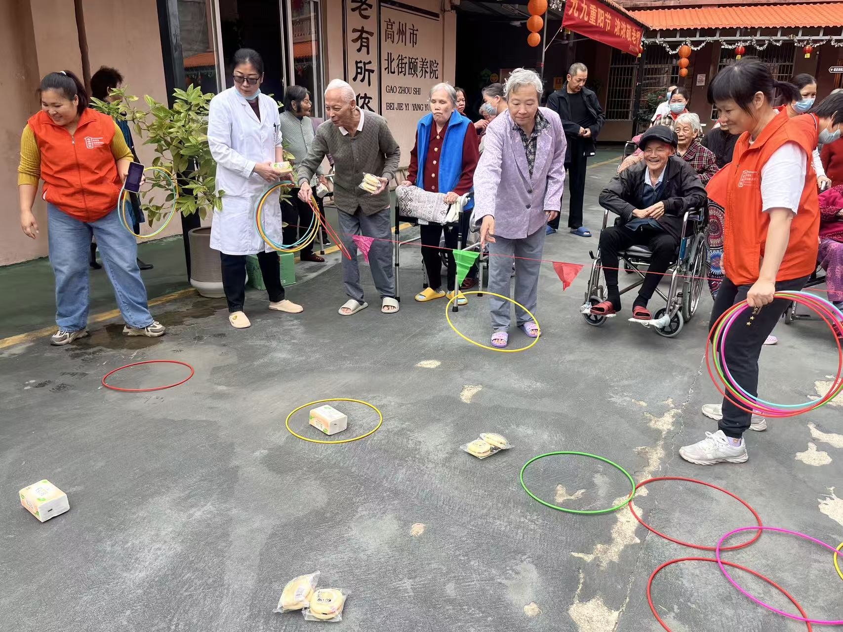 巾帼志愿者暖心相伴 北街颐养院重阳暖意浓-11.jpg