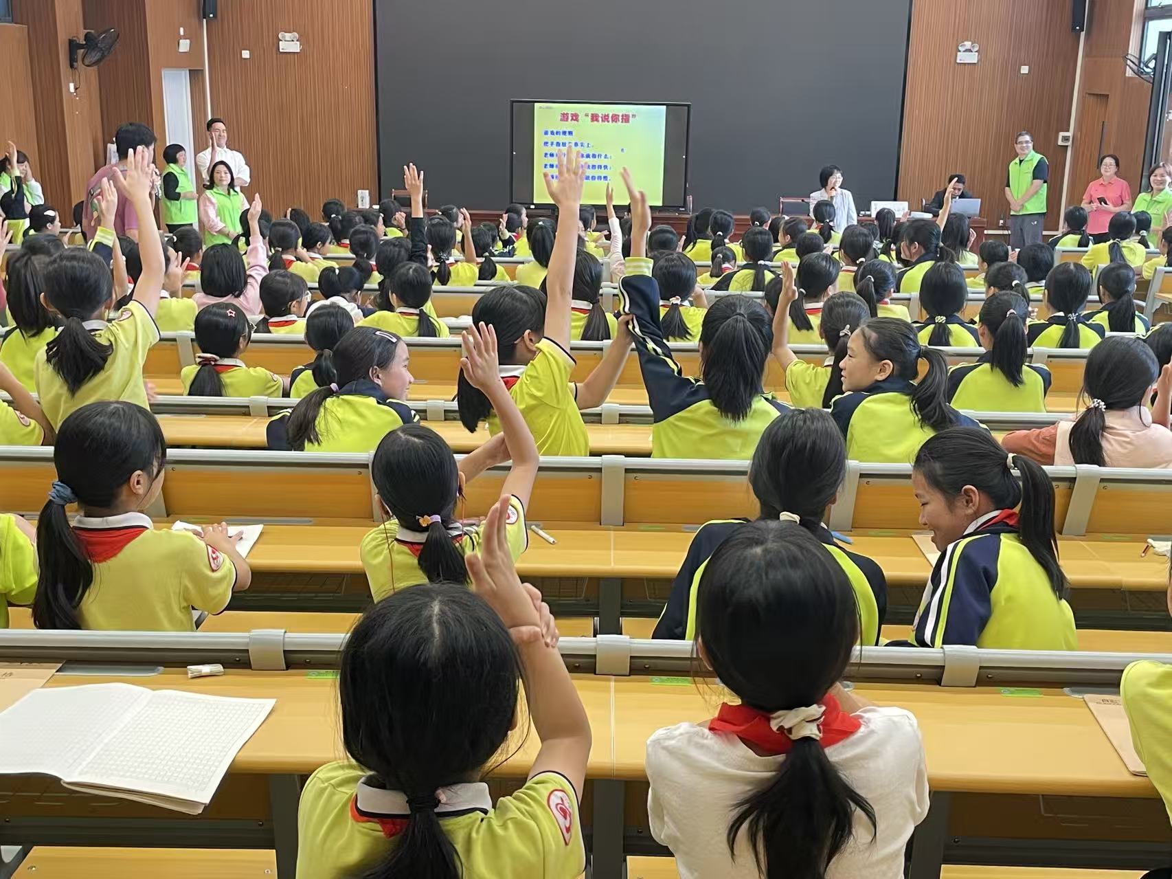 法伴成长 拒绝欺凌 高州家风家教幸福课为青春护航-8.jpg