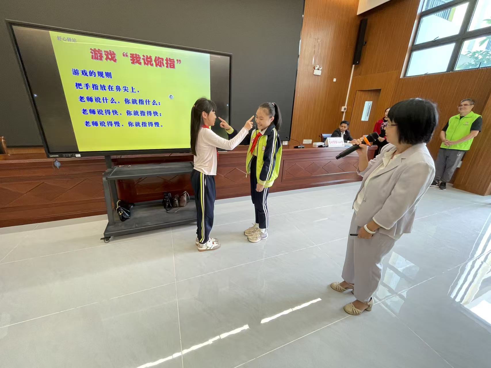 法伴成长 拒绝欺凌 高州家风家教幸福课为青春护航-7.jpg