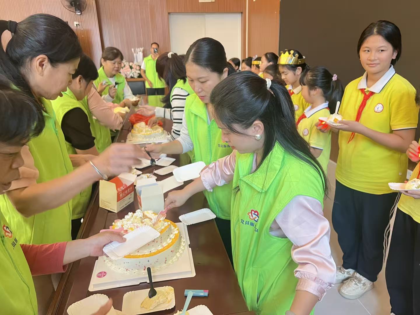 法伴成长 拒绝欺凌 高州家风家教幸福课为青春护航-22.jpg