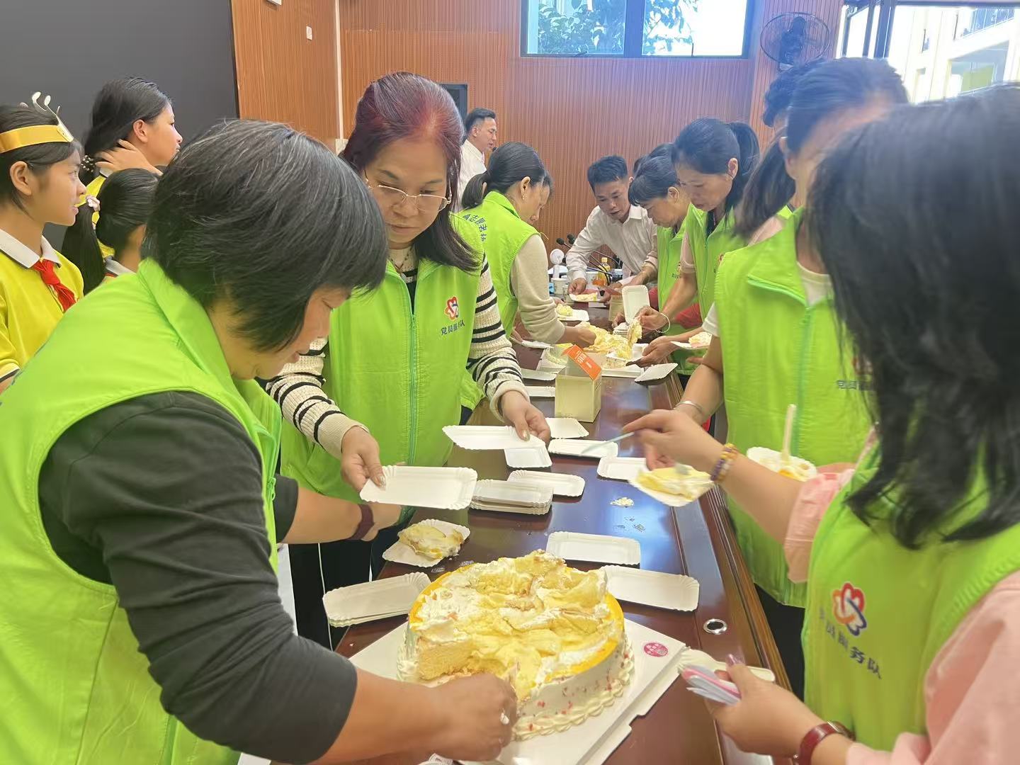 法伴成长 拒绝欺凌 高州家风家教幸福课为青春护航-21.jpg