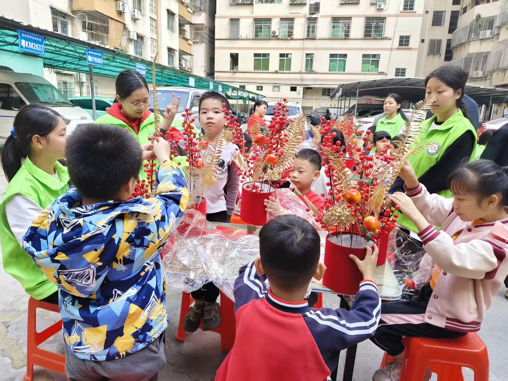 趣玩寒假 乐享成长——高州市巾帼志愿者协会开展寒假公益关爱活动-4.jpg