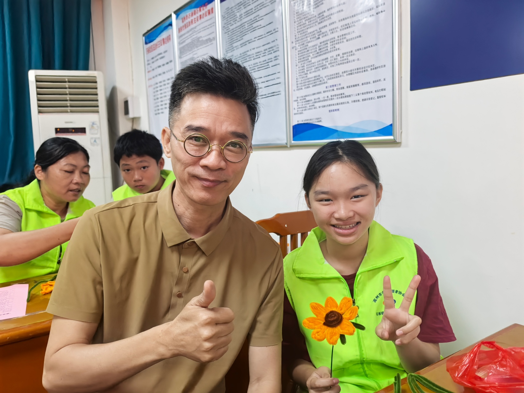 感恩母亲节 温情伴成长——高州市石板镇巾帼志愿队成功举办母亲节亲子主题活动-11.jpg