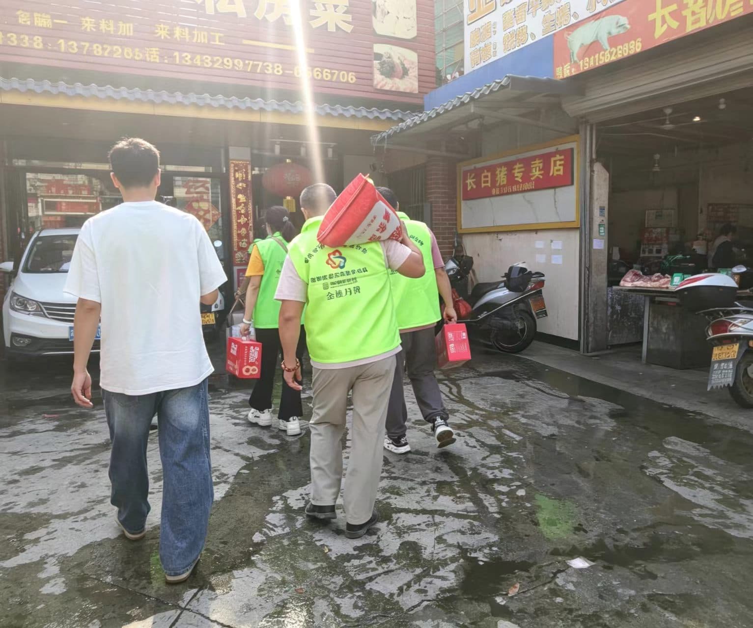 情暖双节，巾帼传情！爱心走访暖人心，温情相伴度佳节-3.jpg
