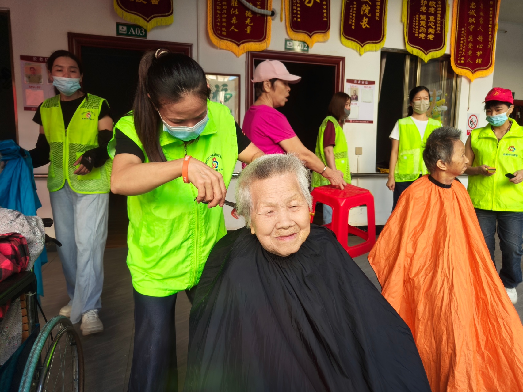 强化权益保障 守护银龄安全｜高州市敬老月志愿服务走进鸿福颐养院-5.jpg